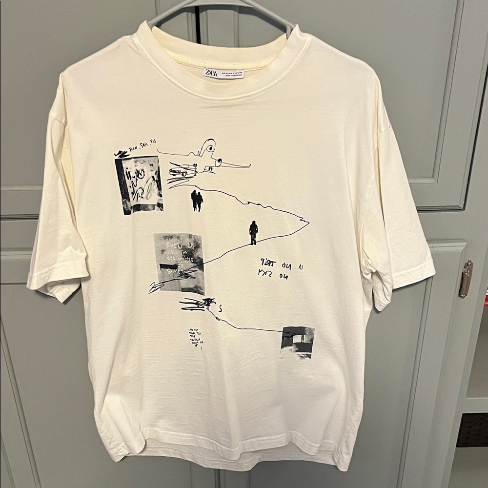 Zara T-Shirt with Abstract Graphic
